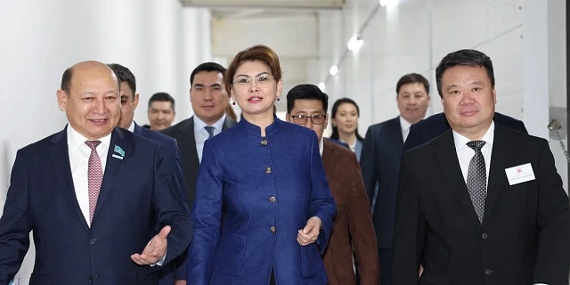 Deputy Prime Minister of the Republic of Kazakhstan Aida Balaeva Visits the Shin-Line Production Complex