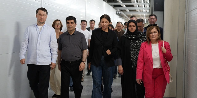 EAEU and Iranian Delegations Impressed by Shin-Line’s Production Facilities